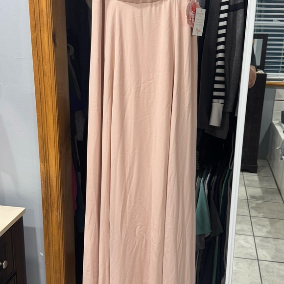 Jenn Maxi - Picture 5 of 5